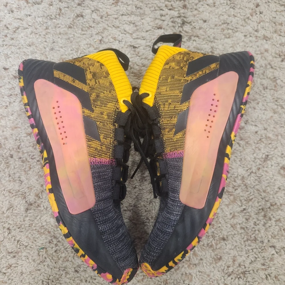adidas Dame 5 Core Black Shock Pink size 7.5
